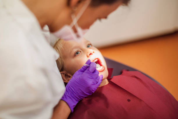 Best Emergency Tooth Extraction in Viola, IL